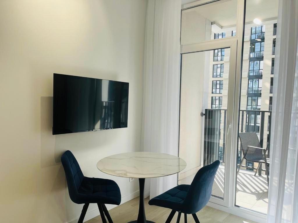 Modern Apartment In The Old Town Kyjev Exteriér fotografie